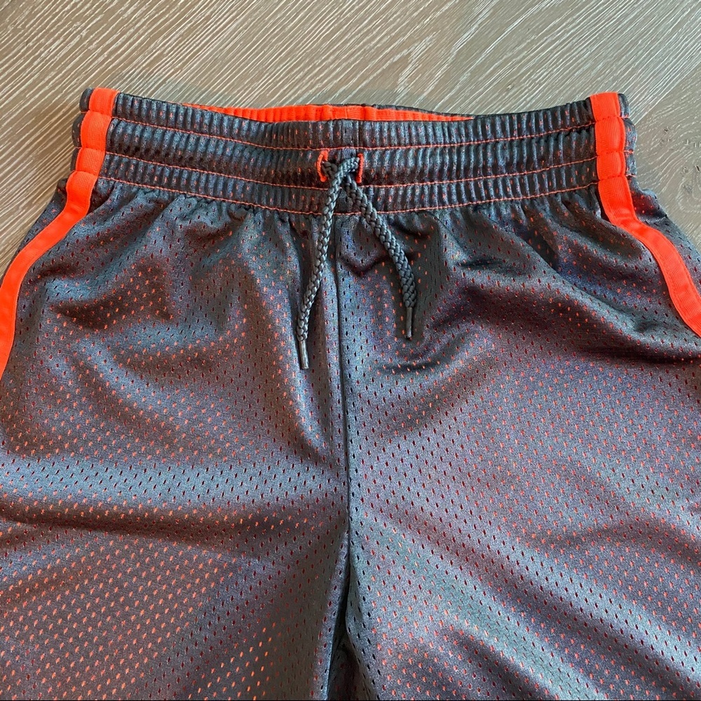 Children’s Place Boys Athletic Shorts - Picture 9 of 9
